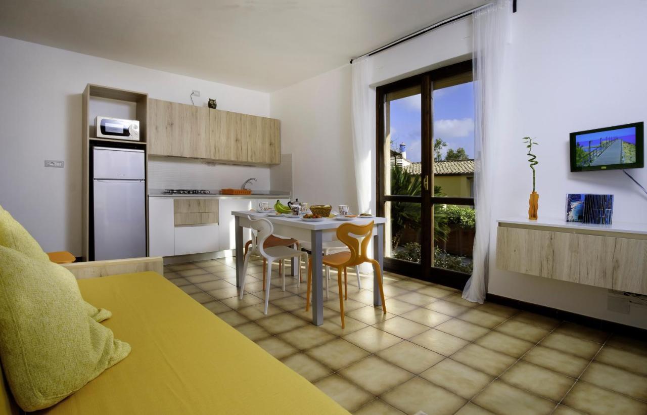 Residence Appartamenti Caffarena Арбатакс Екстер'єр фото